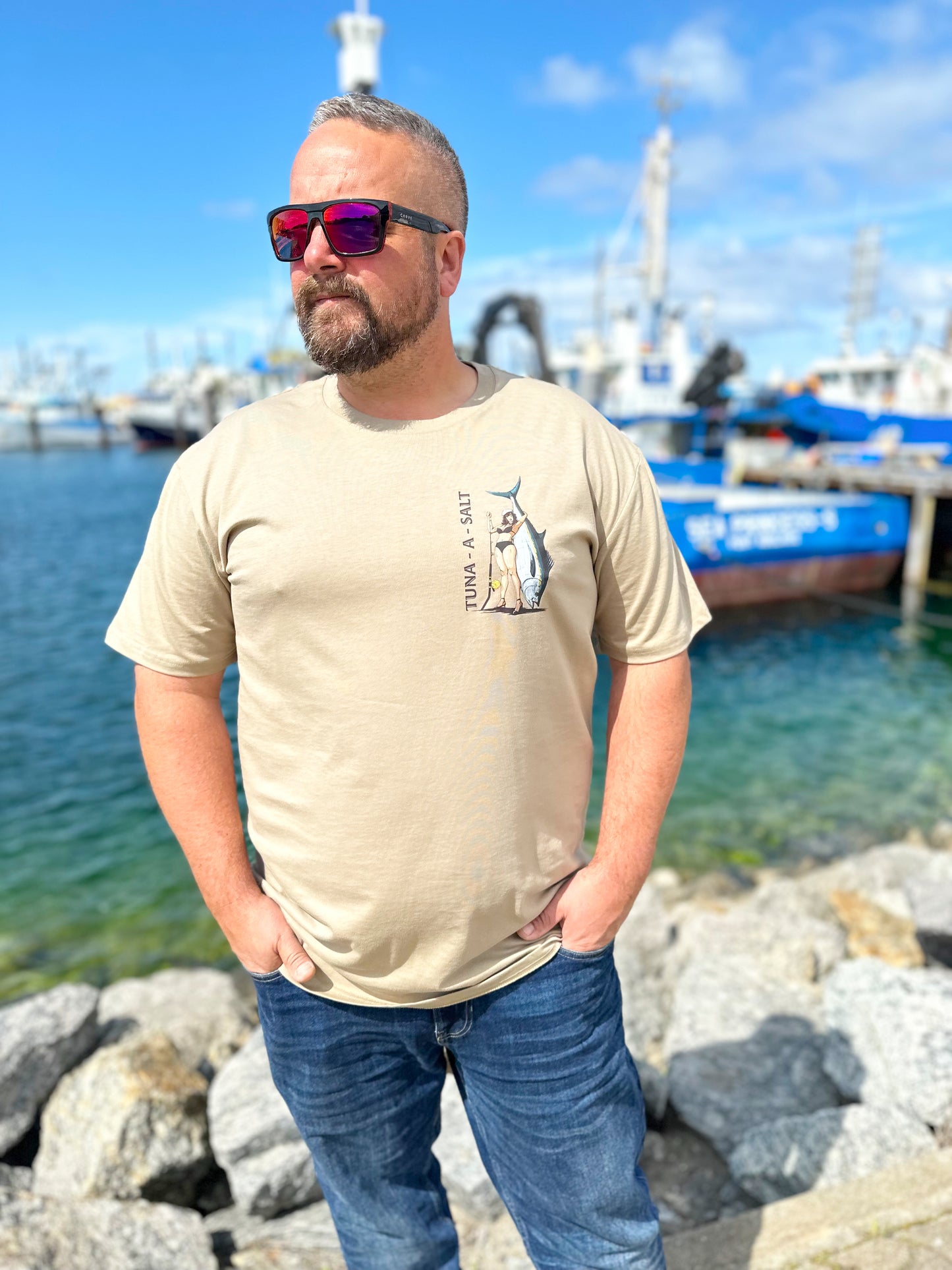 Wild Catch Tee in Sand